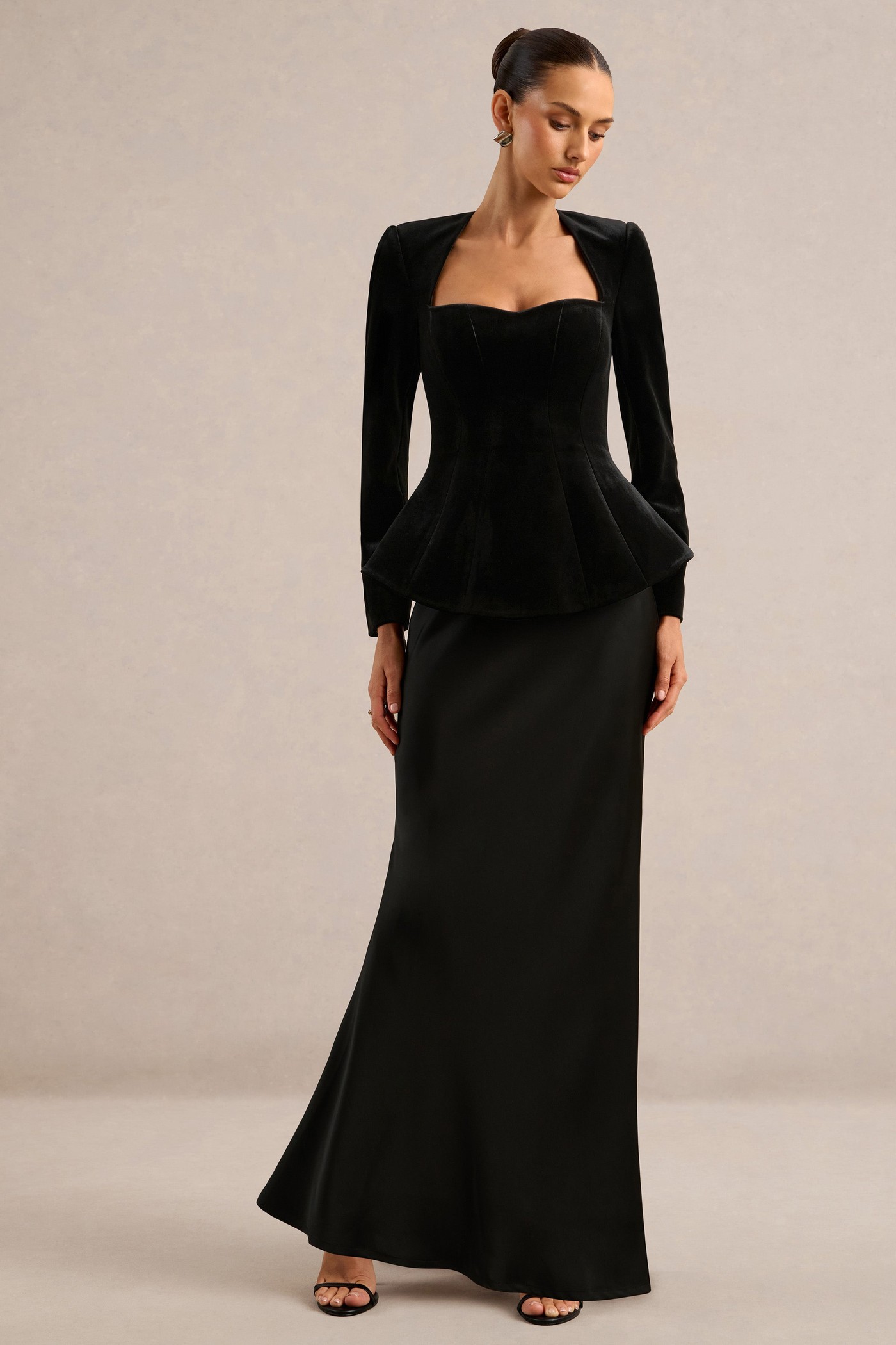 Alazne | Black Velvet Sweetheart Neck Long Sleeve Maxi Dress With Satin Skirt